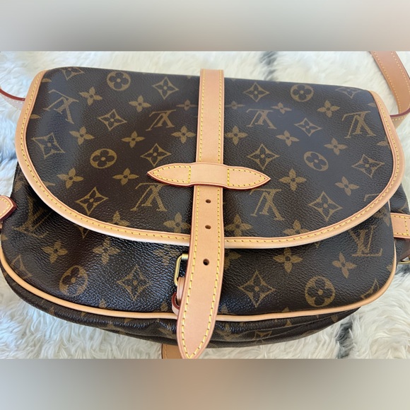 🛑 SOLD 🛑 Louis Vuitton Saumur 30 with BRAND NEW LEATHER FROM LV Atelier - Picture 2 of 13